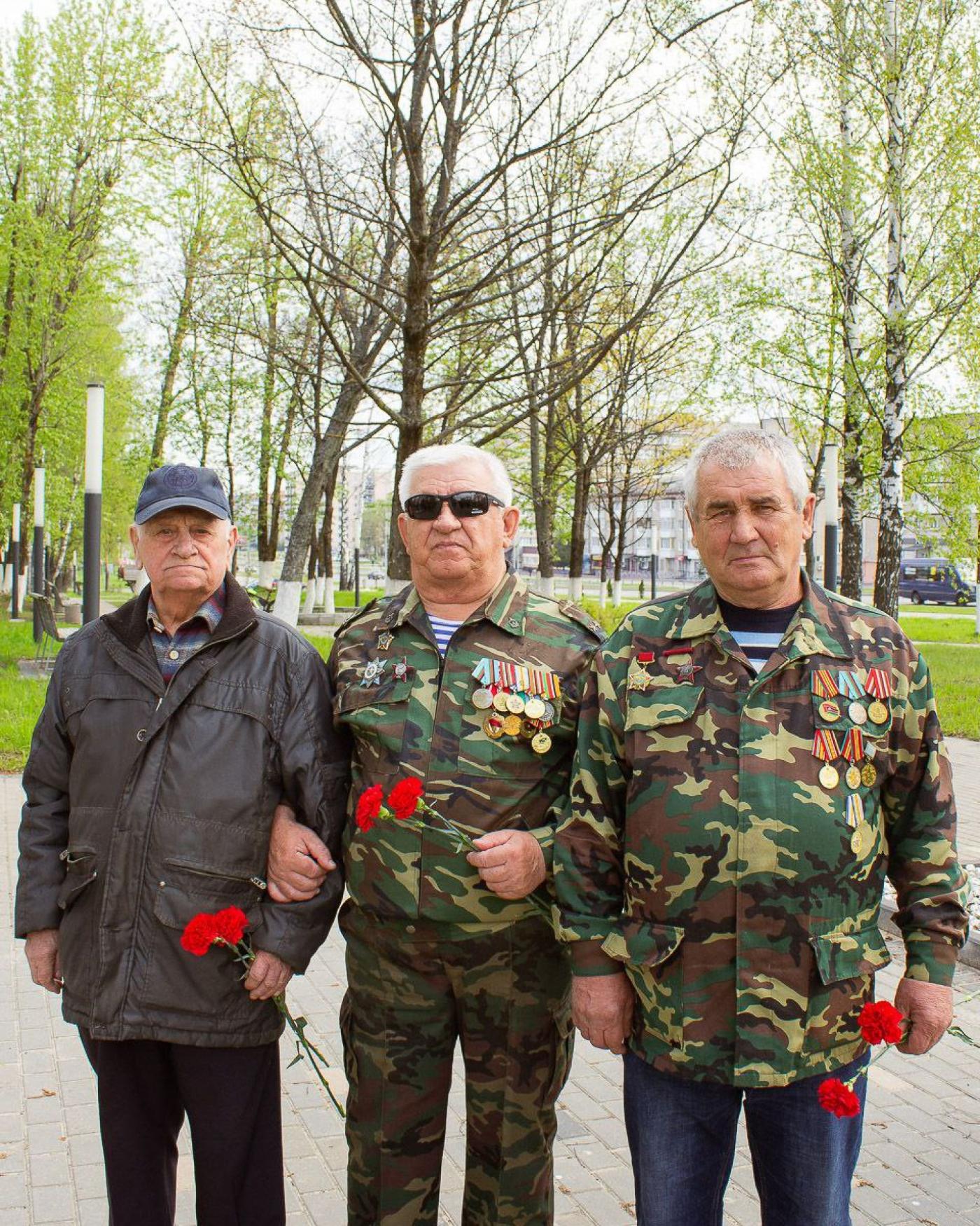 Гордым героям бессмертная слава